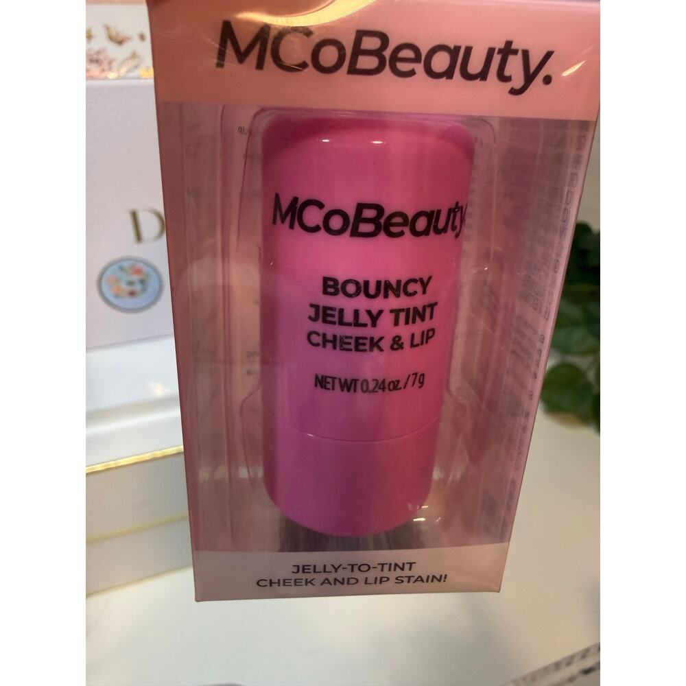 MCoBeauty 6 Pc BUNDLE - Mist, Blush, Lip & Cheek Tint, & Lip Balm - Picture 2 of 6